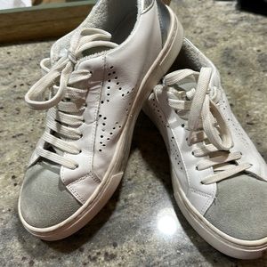 Steven by Steve Madden star sneakers